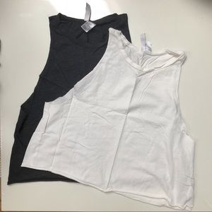 H&M dark gray & white muscle tee tank